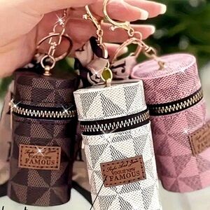 Mini Round Vintage Style Bucket Bag Charm w/ Twilly (3 colors available)